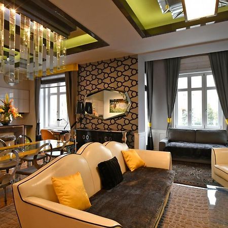 Luxuryflat Near Centre On118 Sqm, 3Br,2Bth,8Bed,Ac Lejlighed Budapest Eksteriør billede