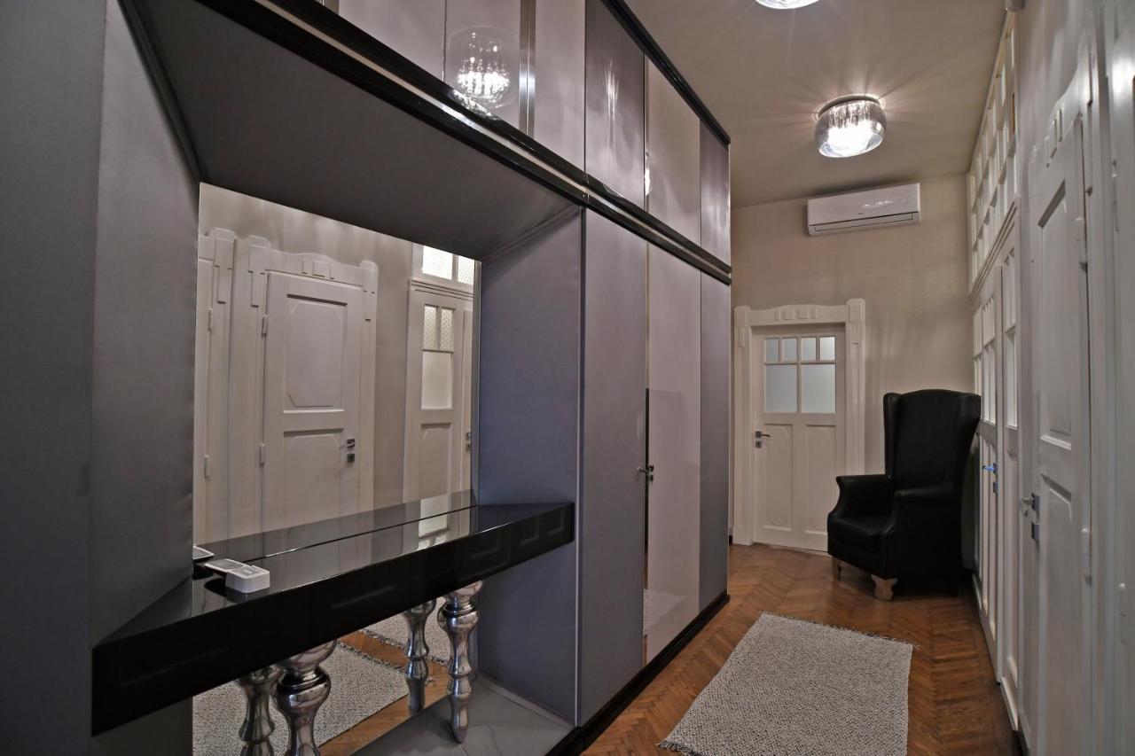 Luxuryflat Near Centre On118 Sqm, 3Br,2Bth,8Bed,Ac Lejlighed Budapest Eksteriør billede