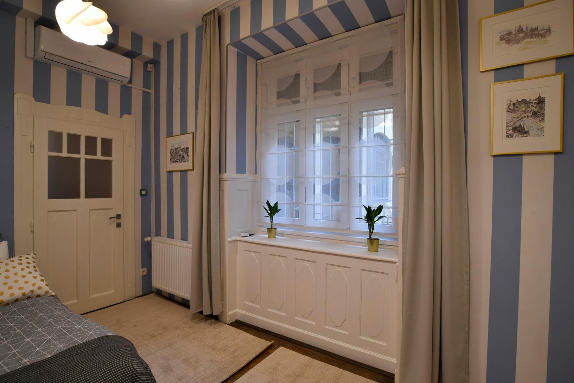 Luxuryflat Near Centre On118 Sqm, 3Br,2Bth,8Bed,Ac Lejlighed Budapest Eksteriør billede