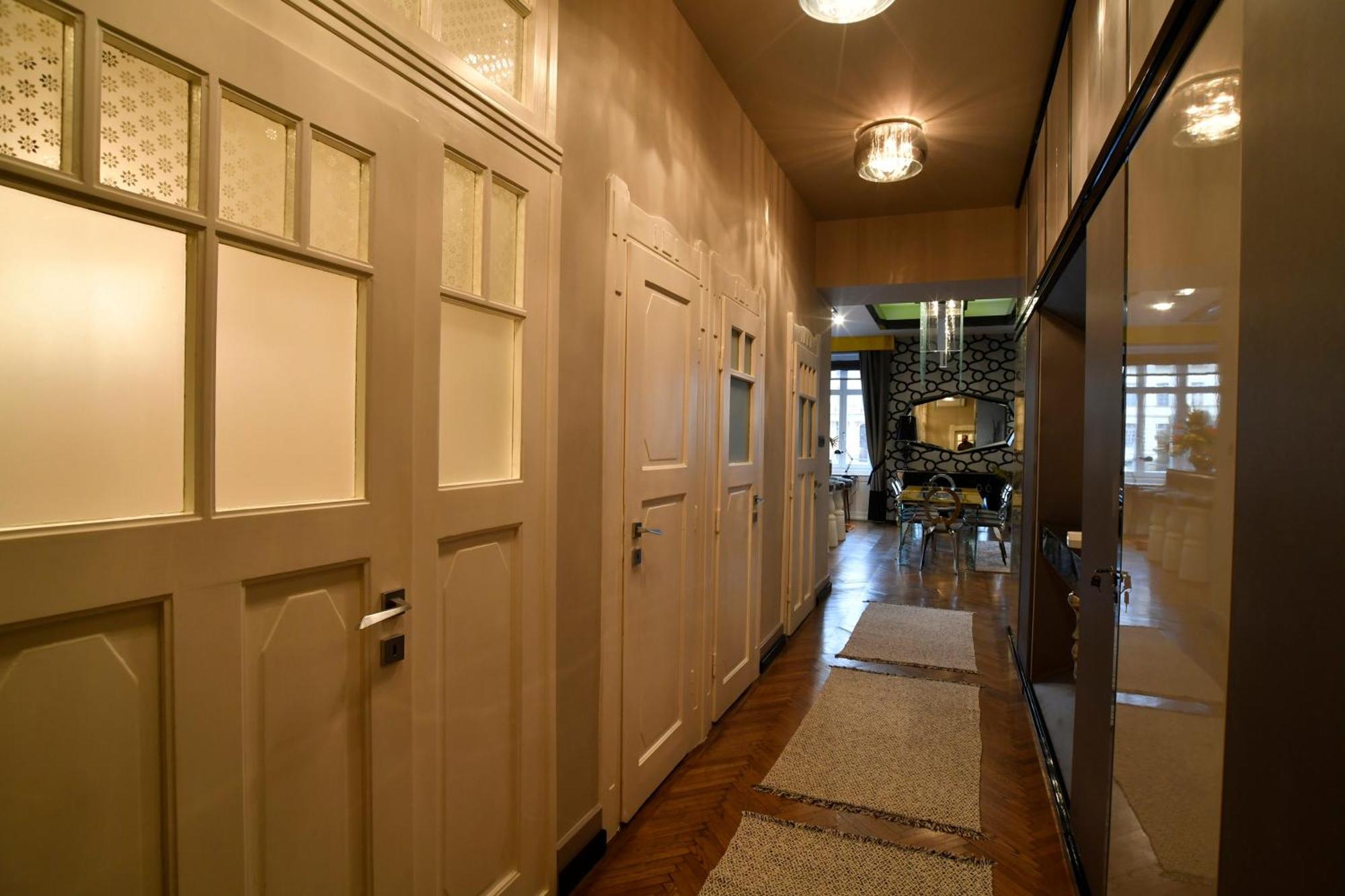 Luxuryflat Near Centre On118 Sqm, 3Br,2Bth,8Bed,Ac Lejlighed Budapest Eksteriør billede
