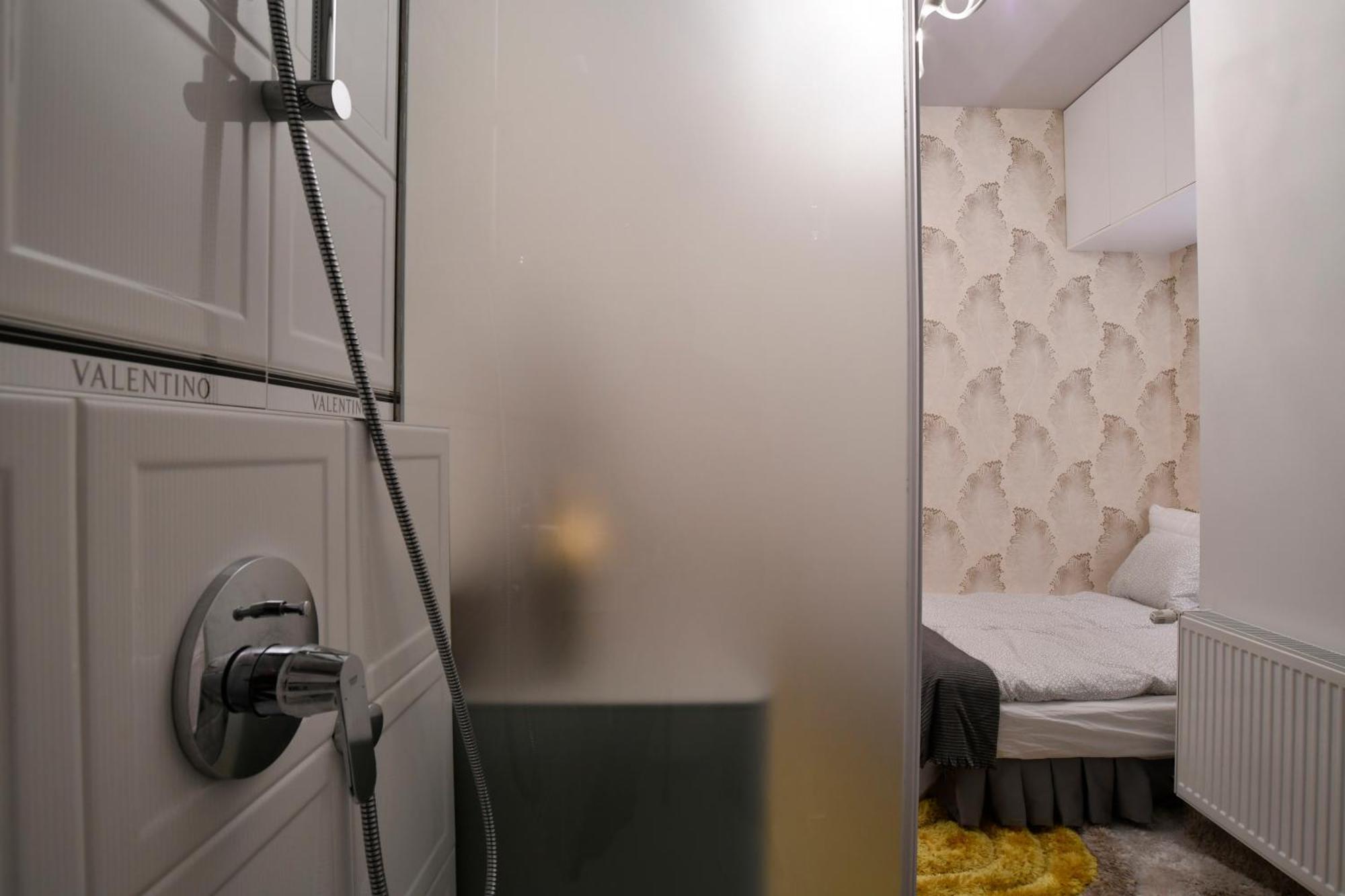 Luxuryflat Near Centre On118 Sqm, 3Br,2Bth,8Bed,Ac Lejlighed Budapest Eksteriør billede