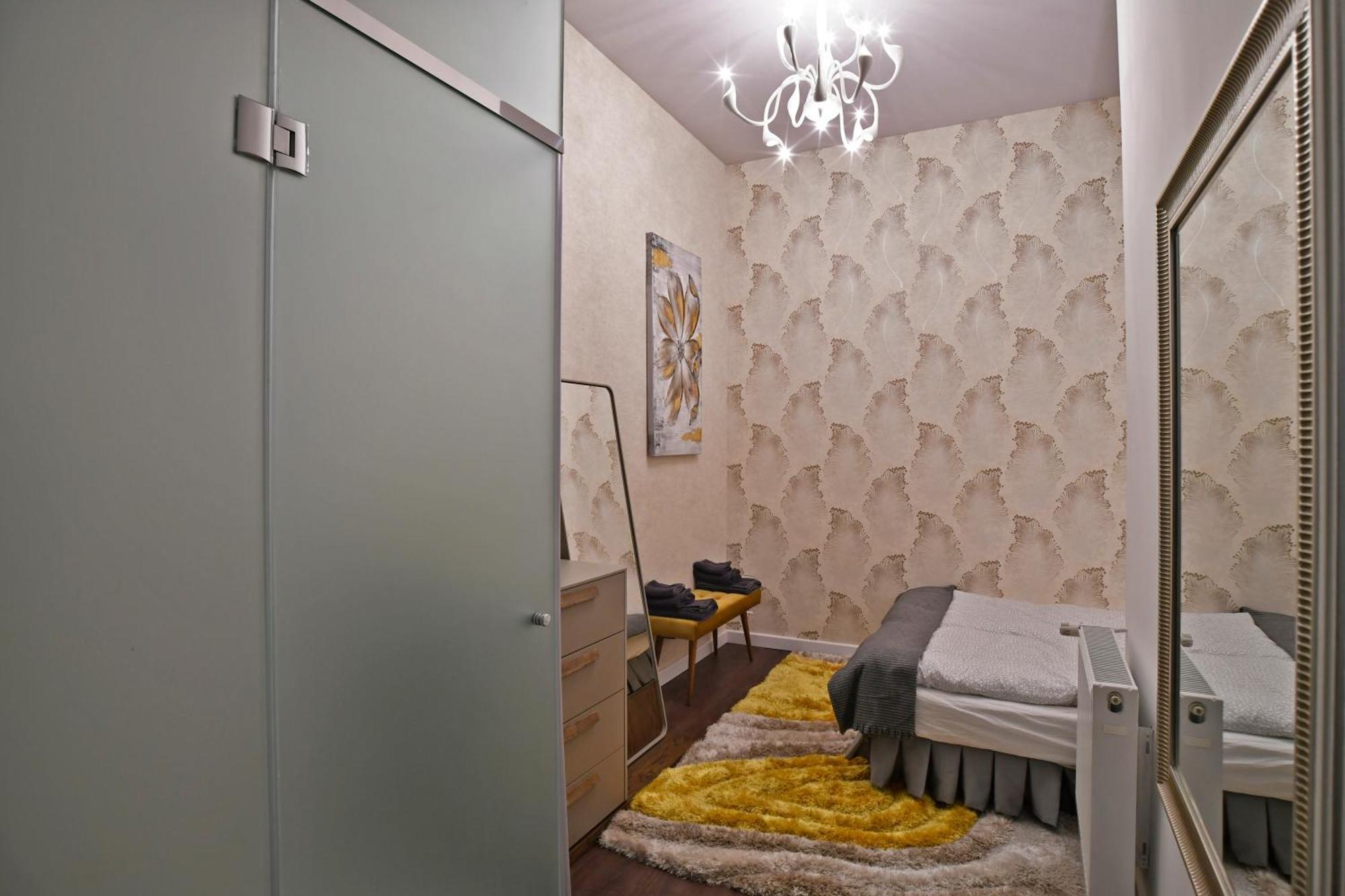 Luxuryflat Near Centre On118 Sqm, 3Br,2Bth,8Bed,Ac Lejlighed Budapest Eksteriør billede